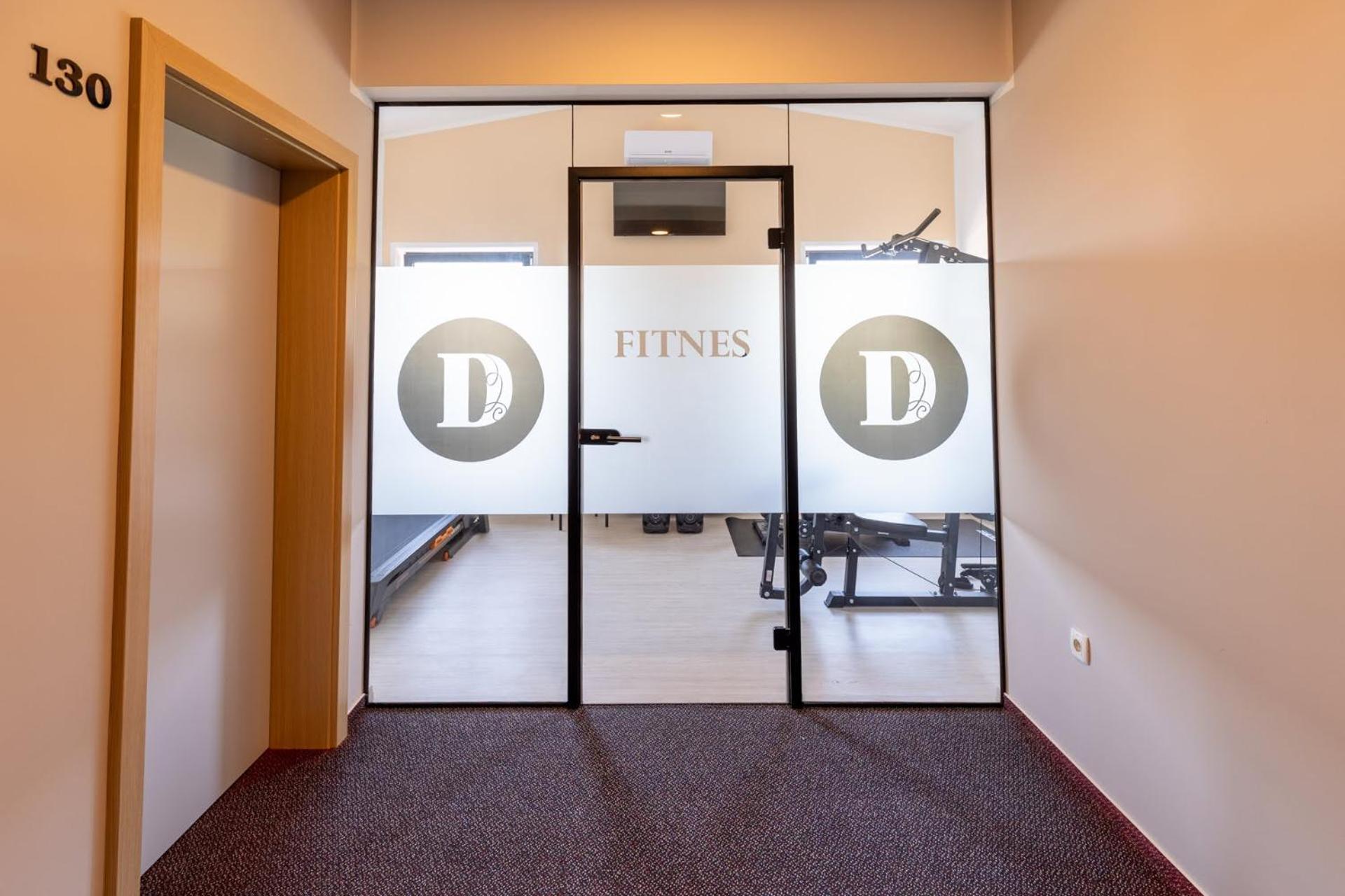 Hotel Dolenjc ノヴォ メスト エクステリア 写真