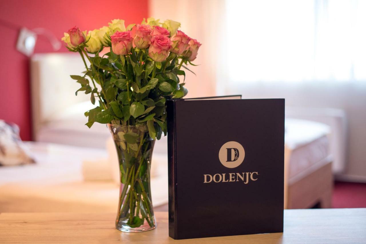 Hotel Dolenjc ノヴォ メスト エクステリア 写真